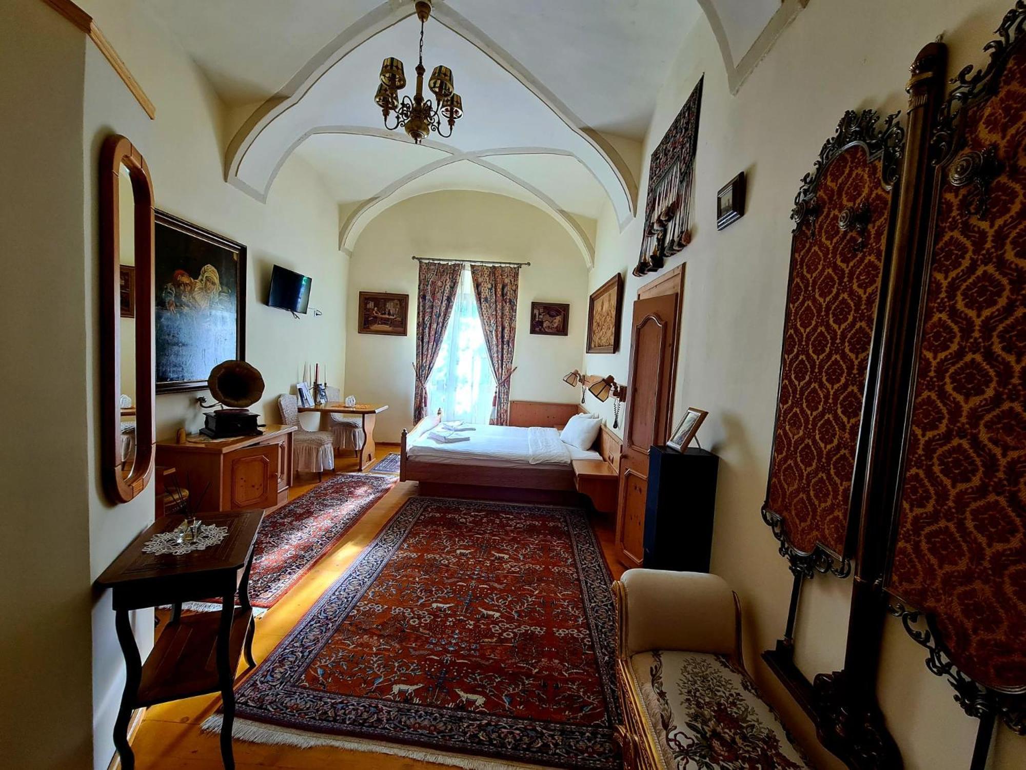 Armenopolis - Adults Only Hotel Gherla Exterior foto