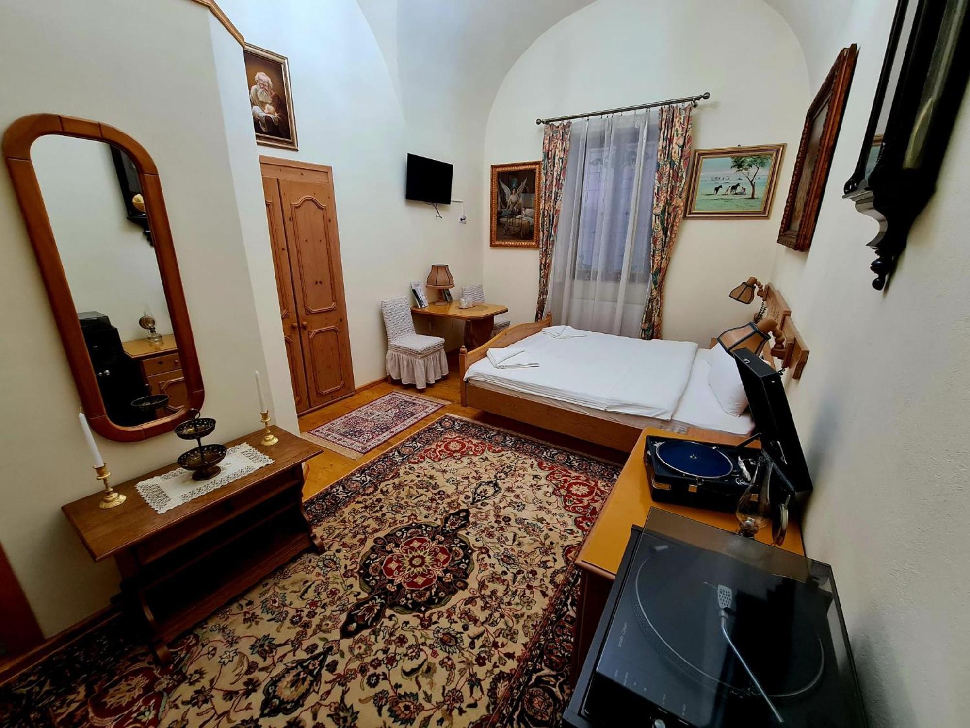 Armenopolis - Adults Only Hotel Gherla Exterior foto