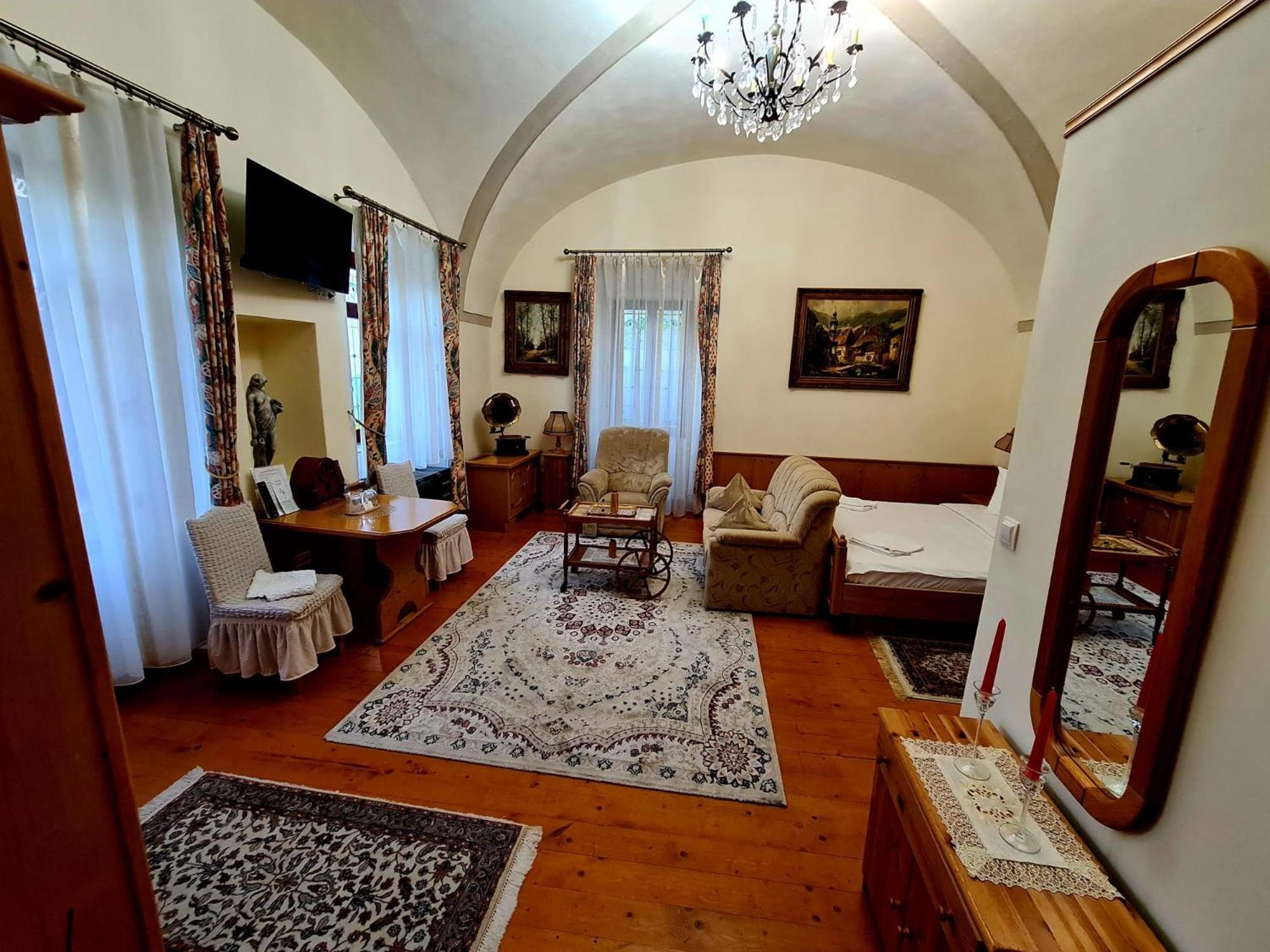 Armenopolis - Adults Only Hotel Gherla Exterior foto