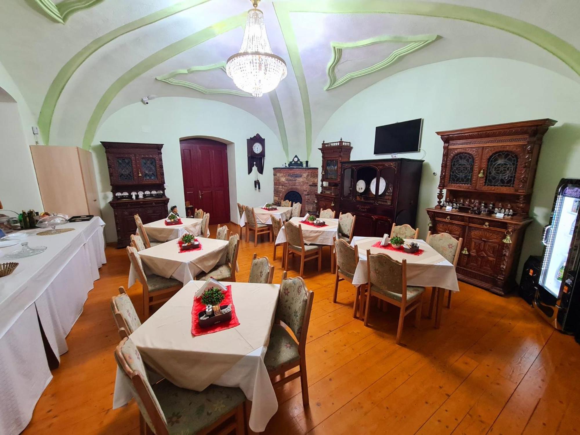 Armenopolis - Adults Only Hotel Gherla Exterior foto